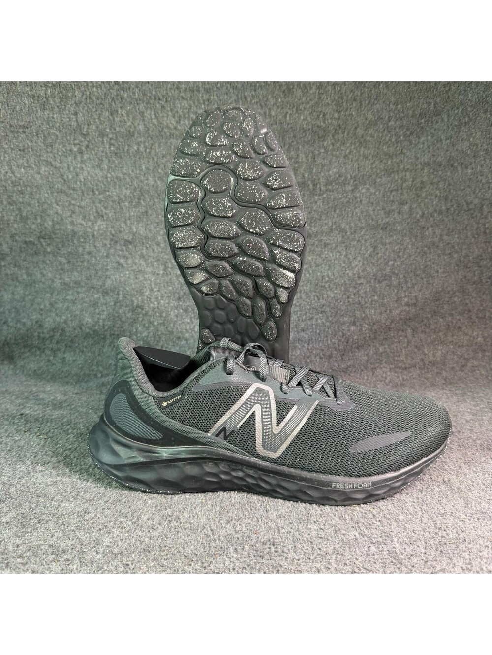 New Balance Fresh Foam Shoes Mens Size 13 Black Waterproof Sneakers MARISGB4